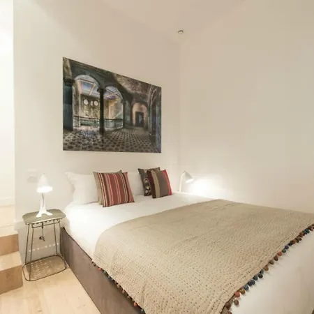 Coco, 6 People Apartment